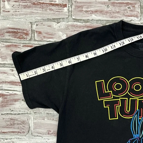 Looney Tunes Bugs Bunny Daffy Duck Neon Print Black Graphic T-Shirt Size M - Picture 9 of 9